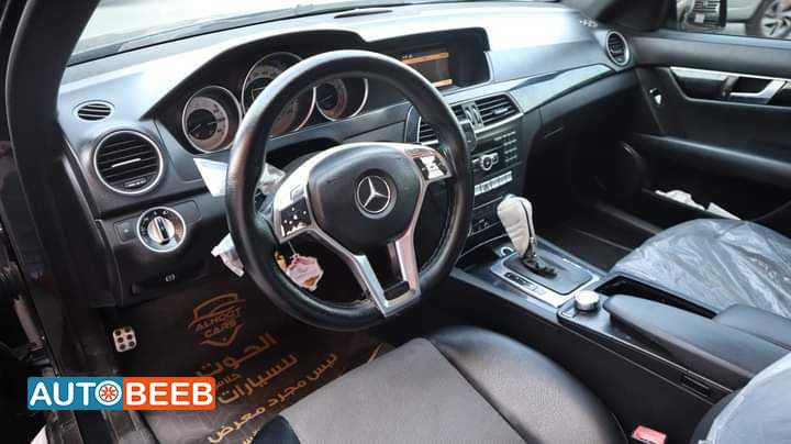 Mercedes Benz C200 2012